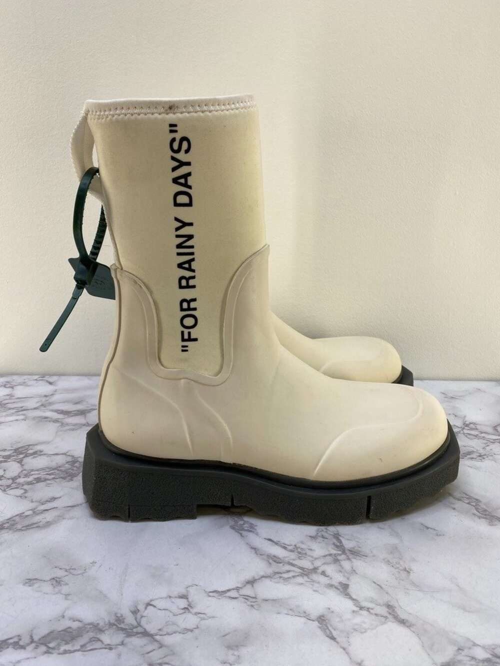 Off-White Graphic Printed Round Toe Ankle Boots SZ 10 ''40''